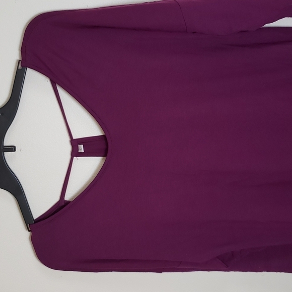 Amazon Brand long sleeve top, open back, t bar back, unique, purple. Sz Large - Picture 2 of 6